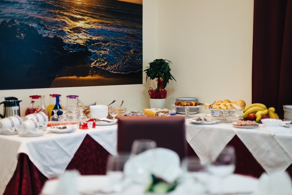 Roma Hotel Pineto Eksteriør billede
